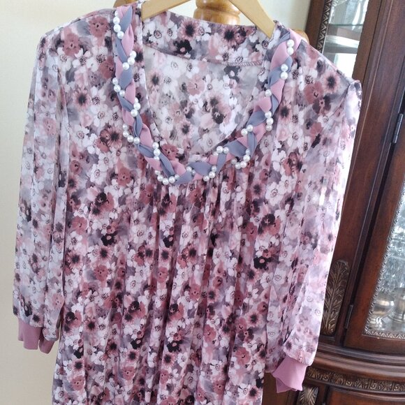 Elegant blouse, Special pearl applications, Made in Italy - Picture 4 of 4